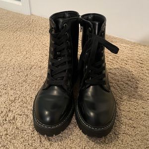 Doc marten style combat boot